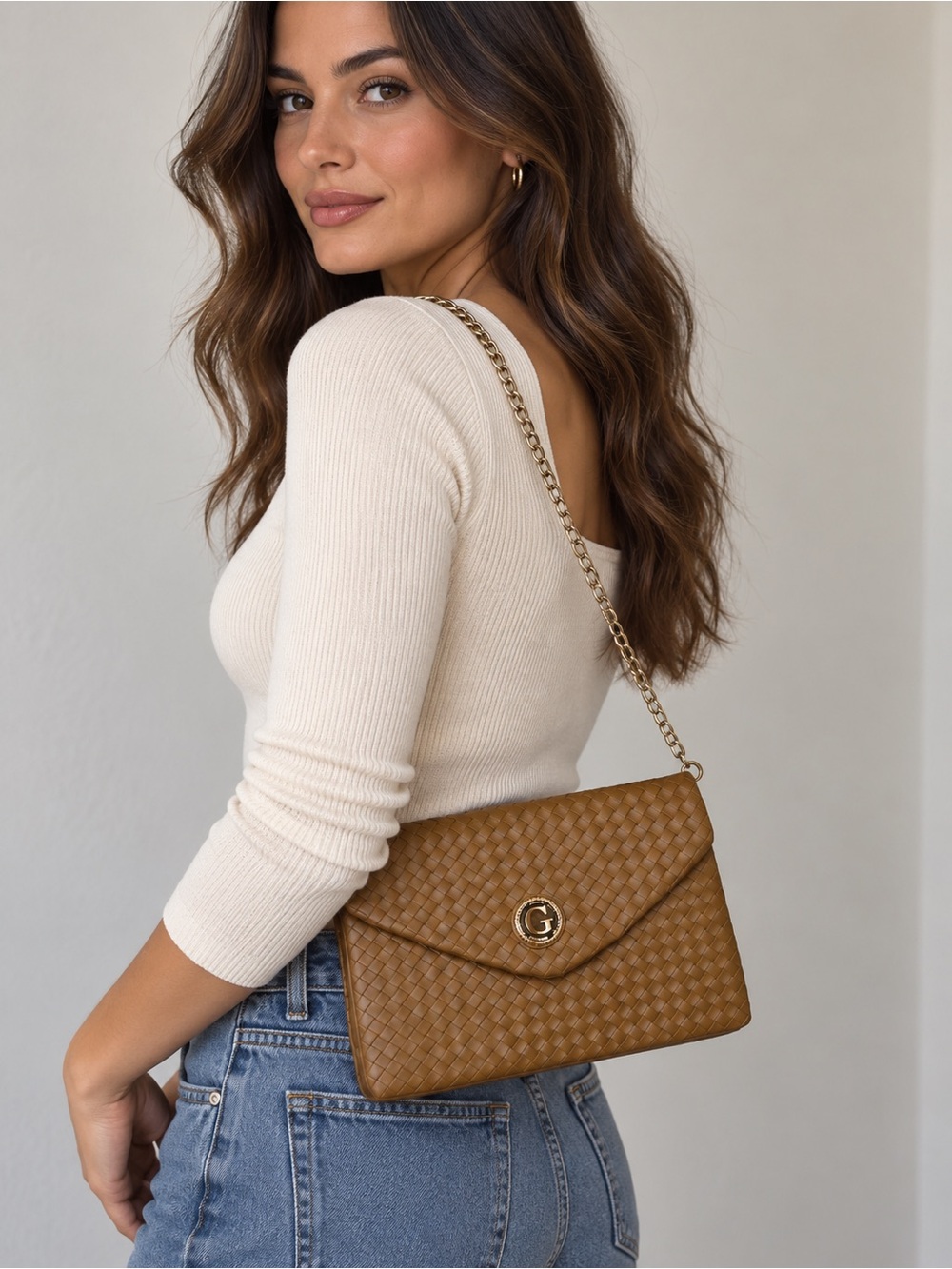 Woven Clutch with Chain
